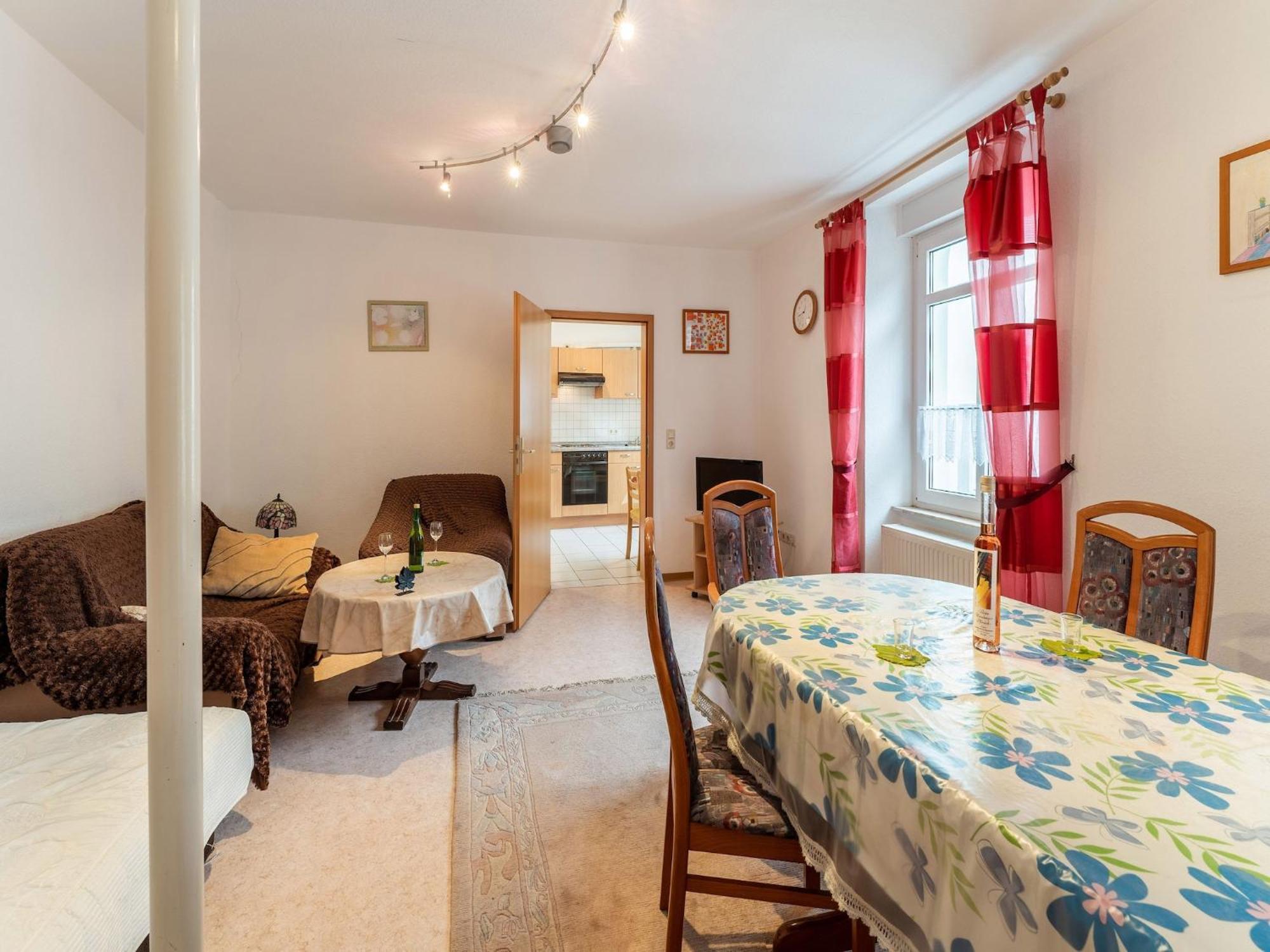 Comfortable Apartment In Ediger Eller Eifel Sankt Aldegund Exterior foto
